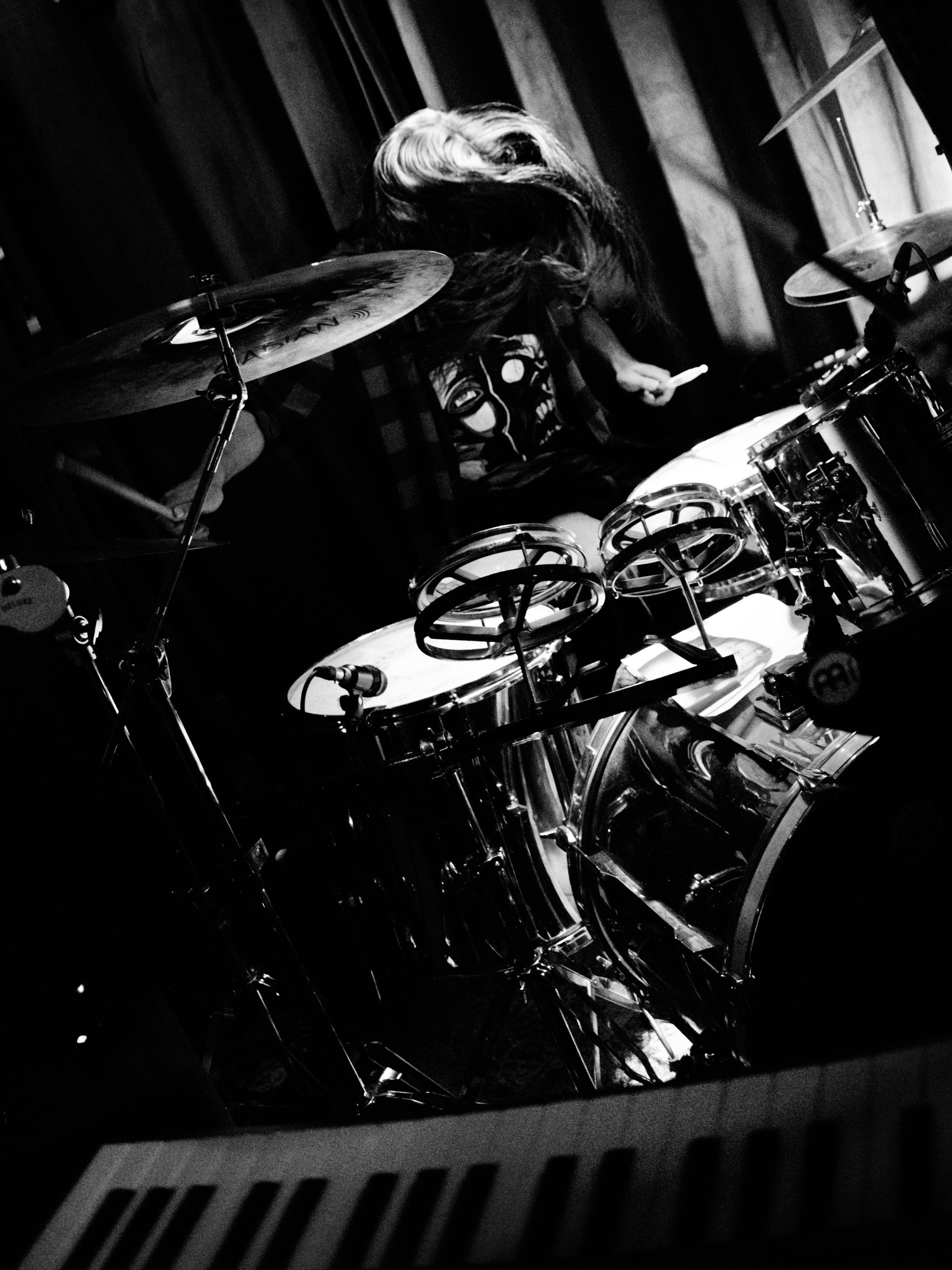 EXHALER performing live — concert photograph by Fritz Panse